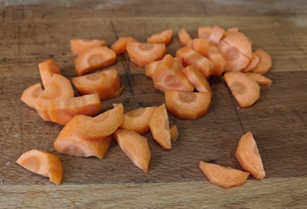 Фото шага рецепта Говядина с картофелем и петрушкой в рукаве 175935 шаг 3  