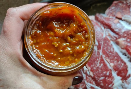 Фото шага рецепта Говядина с картофелем тушенная в остром томатном соусе 188214 шаг 2  