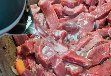 Фото шага рецепта Говядина тушеная 189924 шаг 8  