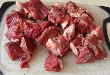 Фото шага рецепта Говядина в казане с овощами 190488 шаг 1  