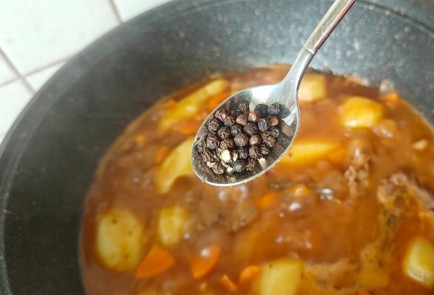 Фото шага рецепта Говядина в казане с овощами 190488 шаг 17  