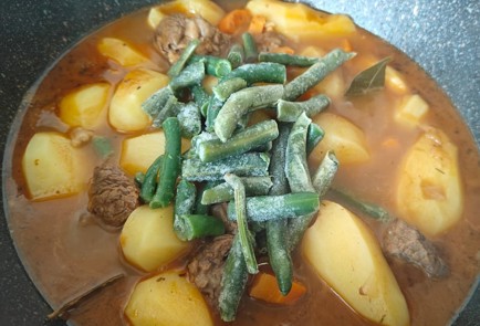 Фото шага рецепта Говядина в казане с овощами 190488 шаг 18  