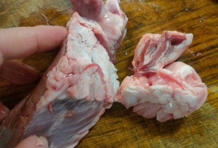 Фото шага рецепта Говяжье сердце с шампиньонами на сковороде 191089 шаг 2  