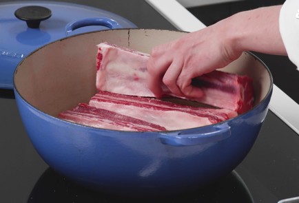 Фото шага рецепта Говяжьи ребра в красном вине 175435 шаг 3  