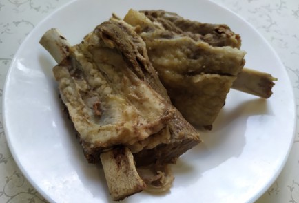 Фото шага рецепта Говяжьи ребра в сметане 190116 шаг 1  