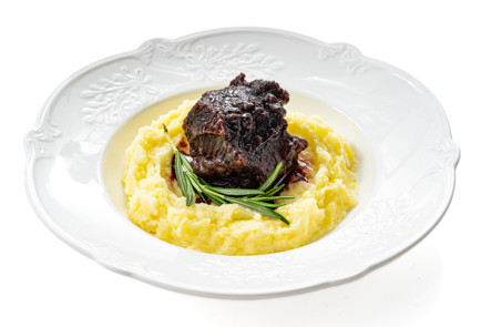 Фото шага рецепта Говяжьи щеки в духовке 190672 шаг 10  