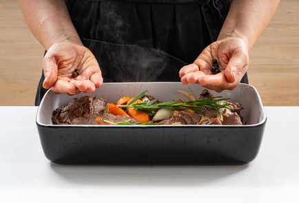 Фото шага рецепта Говяжьи щеки в духовке 190672 шаг 5  