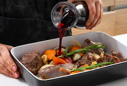 Фото шага рецепта Говяжьи щеки в духовке 190672 шаг 6  