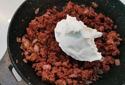 Фото шага рецепта Говяжий фарш с маскарпоне 186797 шаг 9  