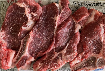 Фото шага рецепта Говяжий край с базиликом и розмарином 186465 шаг 2