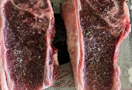 Фото шага рецепта Говяжий край со сладким соусом чили 186466 шаг 2  