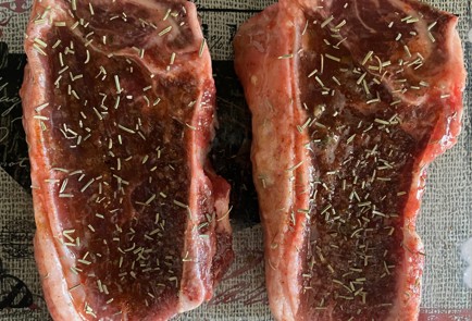 Фото шага рецепта Говяжий край со сладким соусом чили 186466 шаг 5  