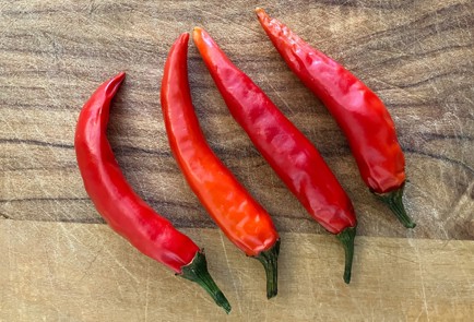 Фото шага рецепта Говяжий стейк в остропряном соусе 175930 шаг 1  