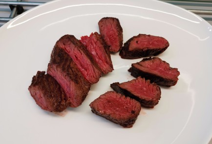 Фото шага рецепта Говяжий стейк 189217 шаг 9  