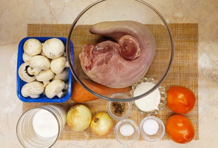 Фото шага рецепта Говяжий язык под шубой 187042 шаг 1  