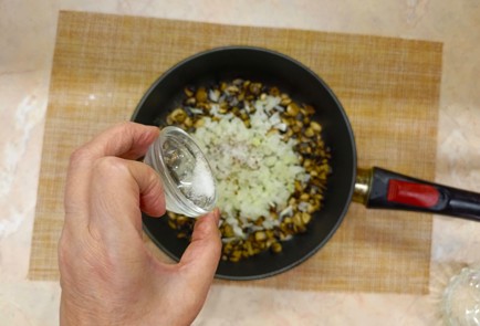 Фото шага рецепта Говяжий язык под шубой 187042 шаг 11  