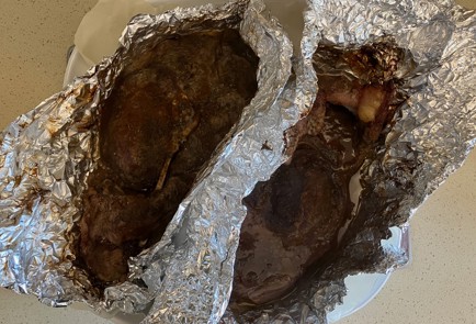 Фото шага рецепта Говяжья лопатка с брусничным соусом 186456 шаг 7  