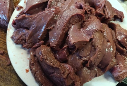 Фото шага рецепта Говяжья печень тушеная с айвой 190837 шаг 5  