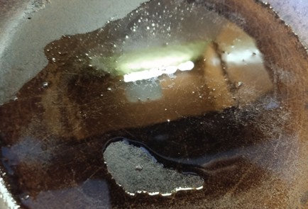 Фото шага рецепта Говяжья печень тушеная с айвой 190837 шаг 7  