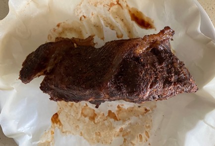 Фото шага рецепта Говяжья рулька с соусом барбекю 176344 шаг 10  