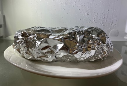 Фото шага рецепта Говяжья рулька с соусом барбекю 176344 шаг 6  