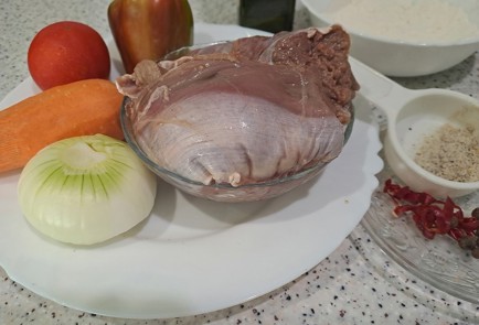 Фото шага рецепта Говяжья вырезка на сковороде 190041 шаг 1  