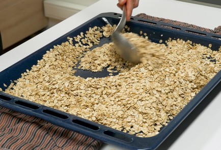 Фото шага рецепта Гранола мюсли с орехами и сухофруктами 43766 шаг 4  