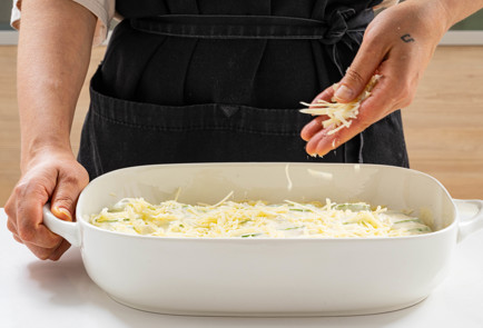 Фото шага рецепта Гратен из кабачков с сыром 189529 шаг 10  