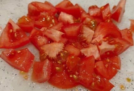 Фото шага рецепта Греческий салат с оливкой и сыром фета 190917 шаг 3  