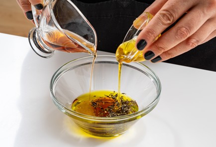 Фото шага рецепта Греческий салат с пастой 186986 шаг 9  