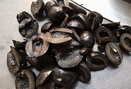 Фото шага рецепта Греческий салат с рамиро 175520 шаг 7  