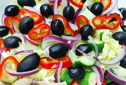 Фото шага рецепта Греческий салат с рамиро 175520 шаг 8  