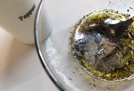 Фото шага рецепта Греческий салат с руколой 175643 шаг 14  