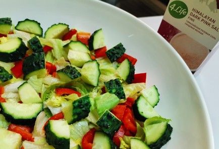 Фото шага рецепта Греческий салат с йогуртом 175621 шаг 6  