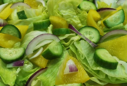 Фото шага рецепта Греческий салат 175404 шаг 12