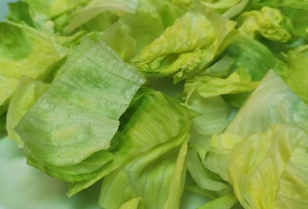 Фото шага рецепта Греческий салат 175404 шаг 2