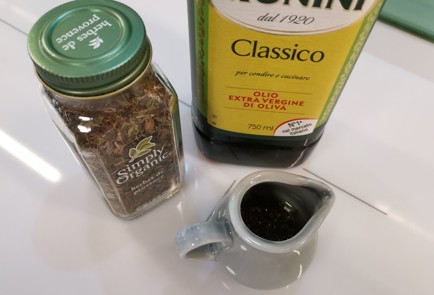 Фото шага рецепта Греческий салат 189487 шаг 1  