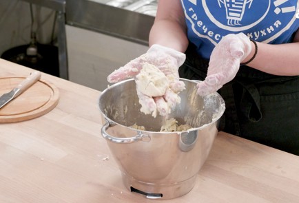 Фото шага рецепта Греческое курабье с миндалем 151904 шаг 4  