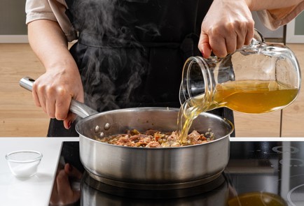 Фото шага рецепта Гречка с лесными грибами и соевым мясом 176032 шаг 8