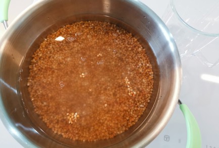 Фото шага рецепта Гречка с тушенкой 189190 шаг 2  