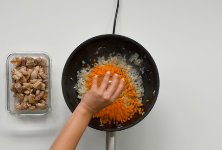 Фото шага рецепта Гречка с курицей 151244 шаг 5  