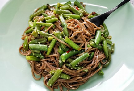 Фото шага рецепта Гречневая лапша с фасолью 139972 шаг 11  