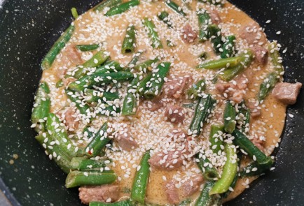 Фото шага рецепта Гречневая лапша со стручковой фасолью и свининой 175647 шаг 10  