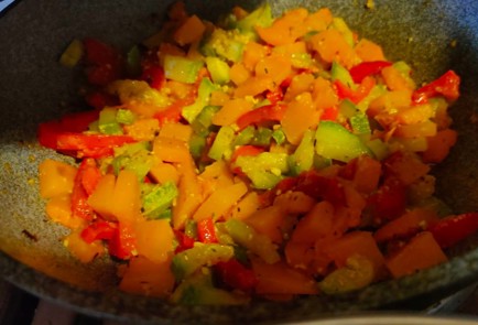 Фото шага рецепта Гречневая лапша соба с сезонными овощами 176165 шаг 12  