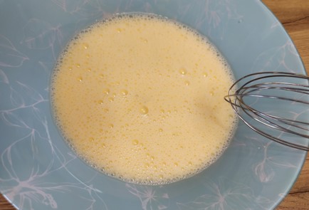 Фото шага рецепта Гренки с рикоттой и клюквенным джемом 189438 шаг 4  