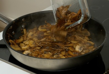 Фото шага рецепта Грибная икра 140067 шаг 6  