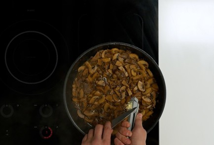 Фото шага рецепта Грибная икра 140067 шаг 7  