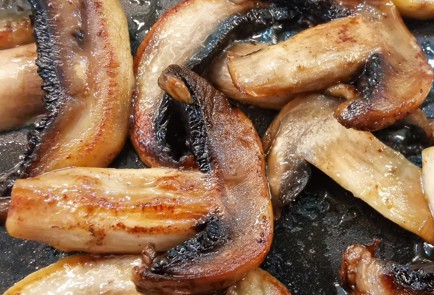 Фото шага рецепта Грибная кетопиццетта 152772 шаг 2  