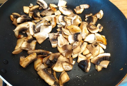 Фото шага рецепта Грибная лапша 189200 шаг 6  