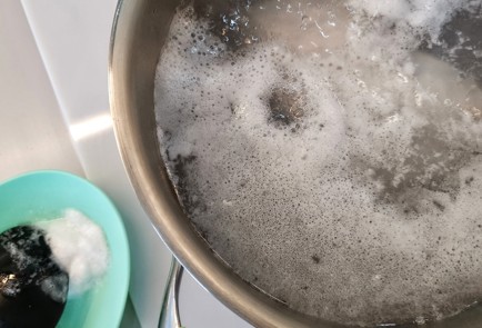 Фото шага рецепта Грибная похлебка со свеклой и индейкой 152855 шаг 6  